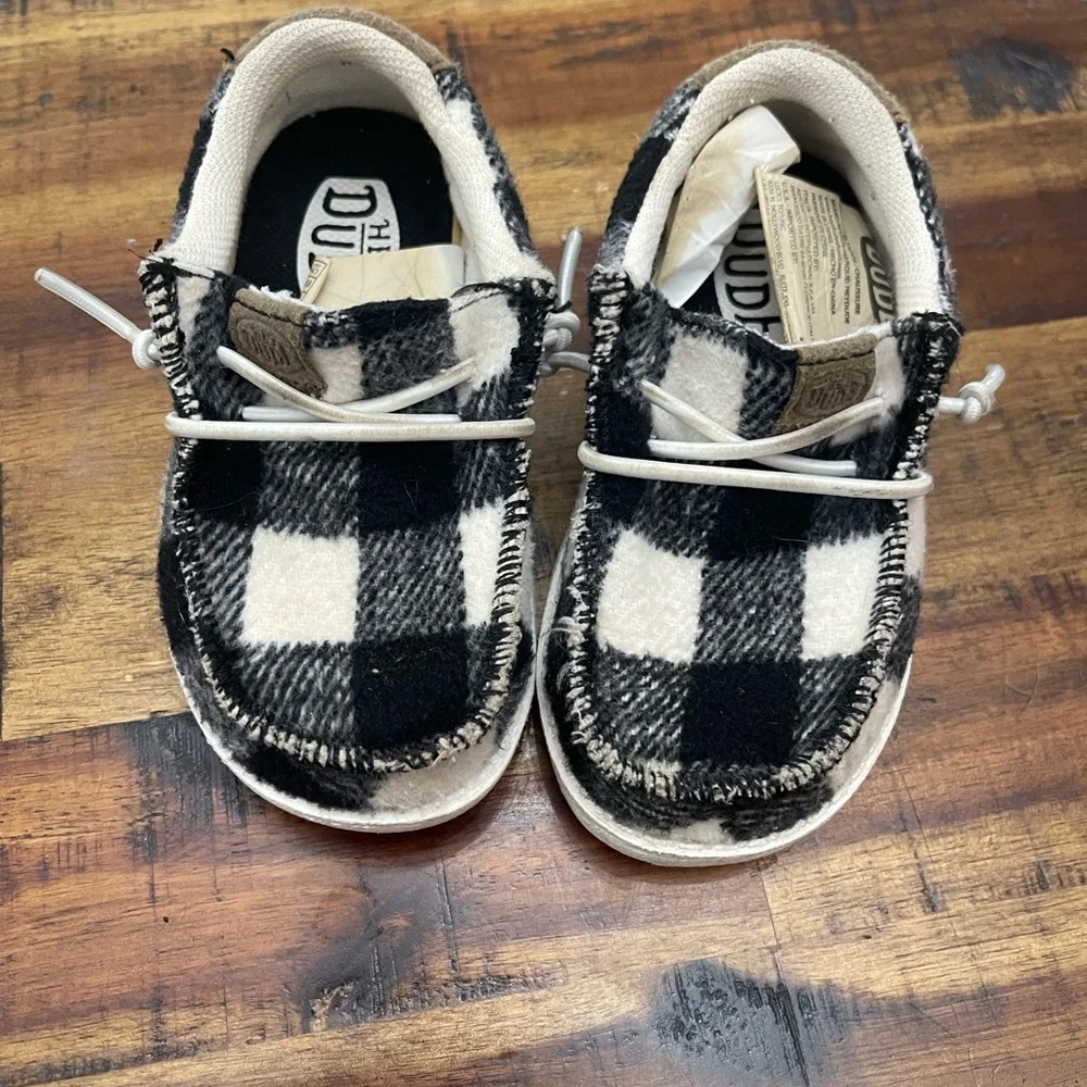 Hey Dude Kids Plaid Moccasins - Black and White - Picture 2 of 9